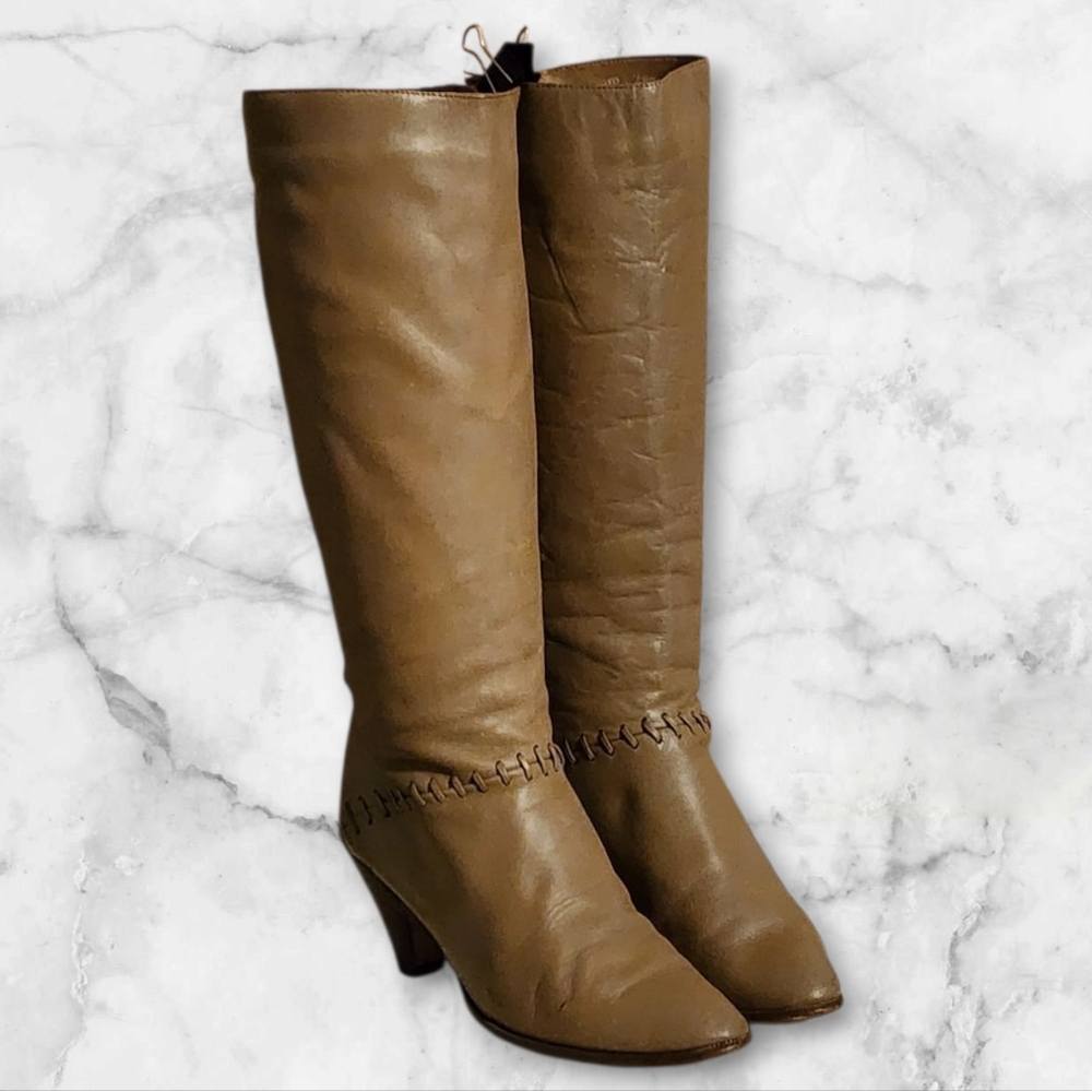 Women Vintage Leather Tan/Taupe Tall Boots By Bootalinos size 7B.